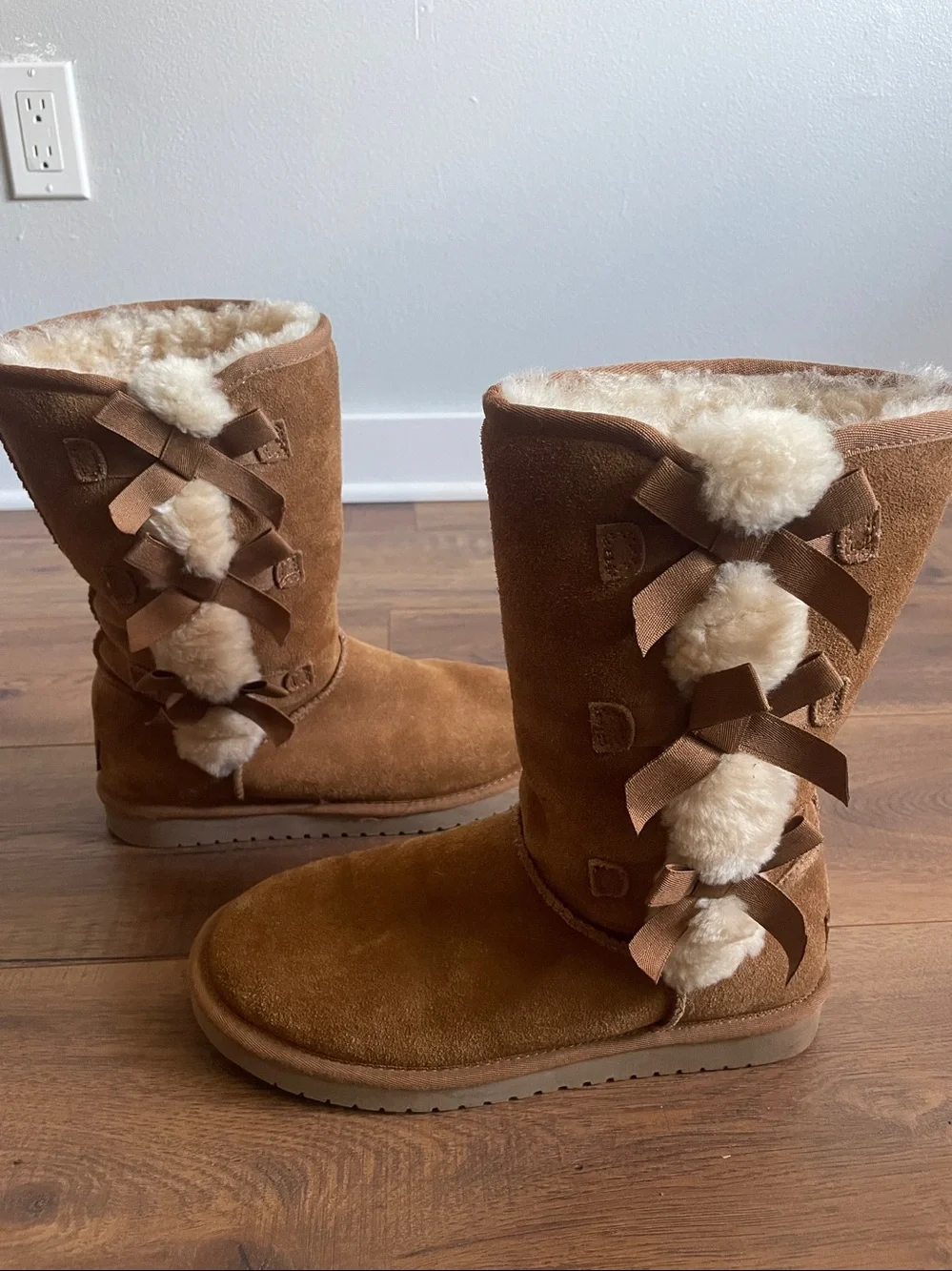 KOOLABURRA by UGG Victoria Women's Winter Boots Chestnut Size 8